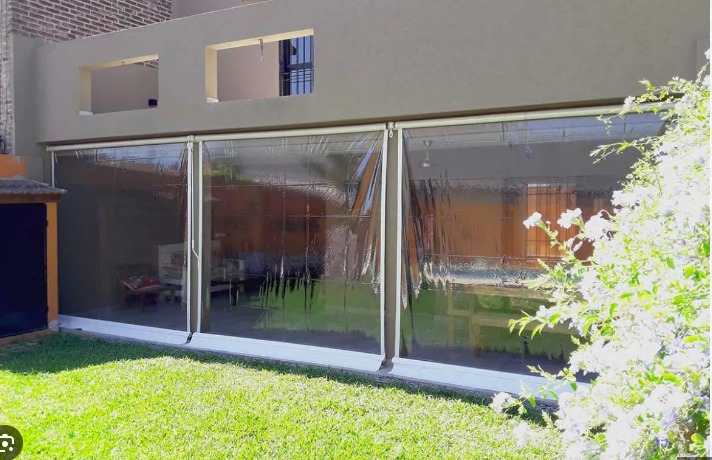 Toldos Verticales en lona PVC Transparente